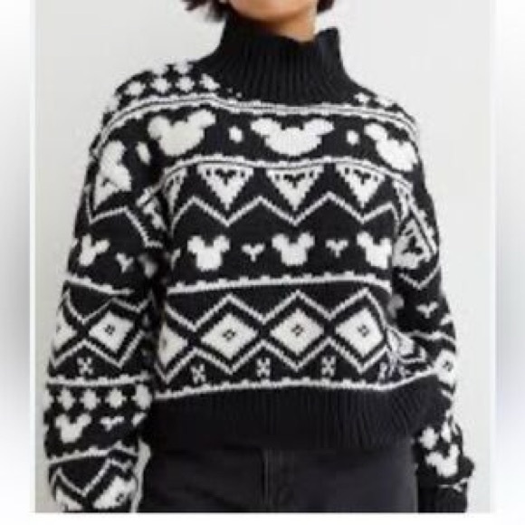 Disney Sweaters - H&M x DISNEY NWT MICKEY MOUSE MOCK NECK SWEATER size S